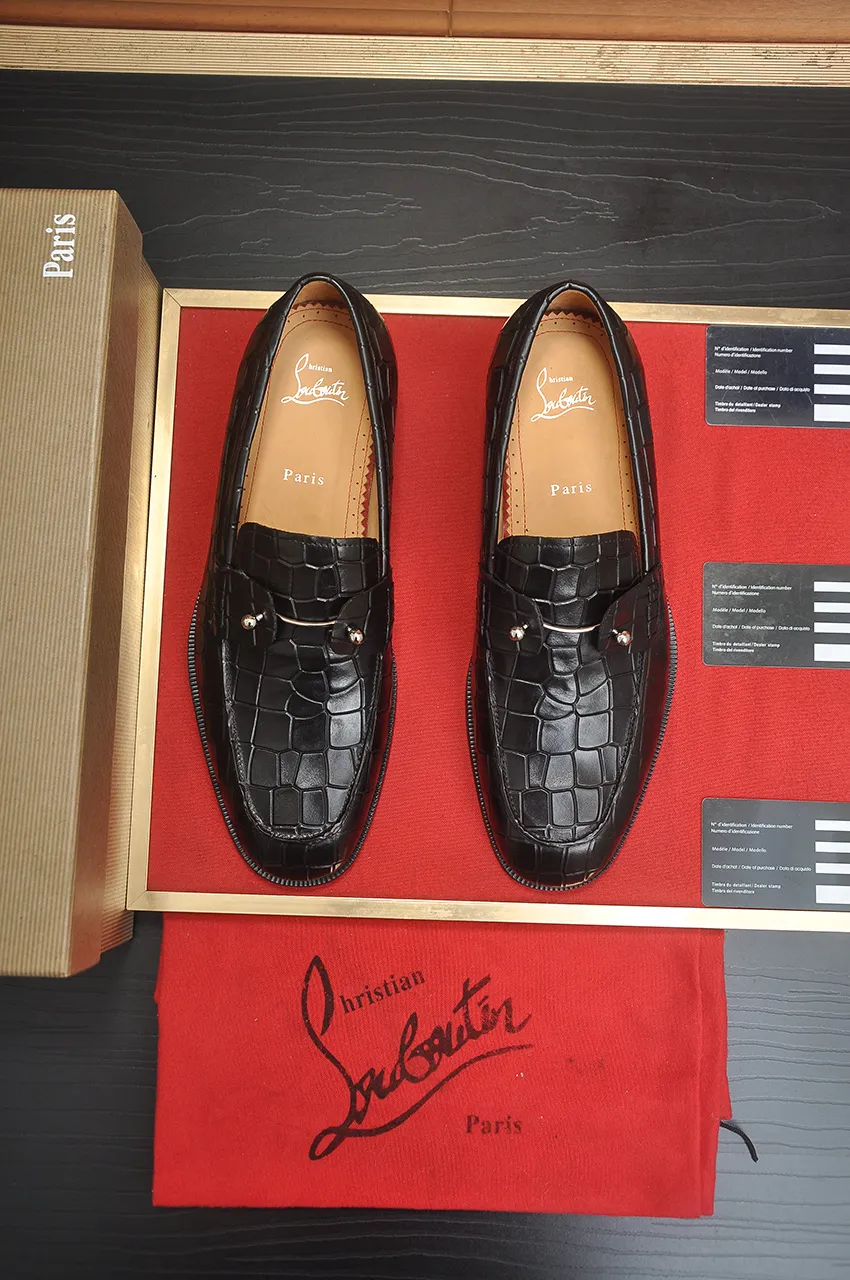 Men's shoes 💰620💶 [Chrstian Loubotin] Red-soled shoes 💋Original mold opening, the highest version on the market, purely handmade ➕Imported cowhide uppers, first-layer water-dyed cowhide lining! Original EU high-gloss outsole. 38 to 45 (45 customized)